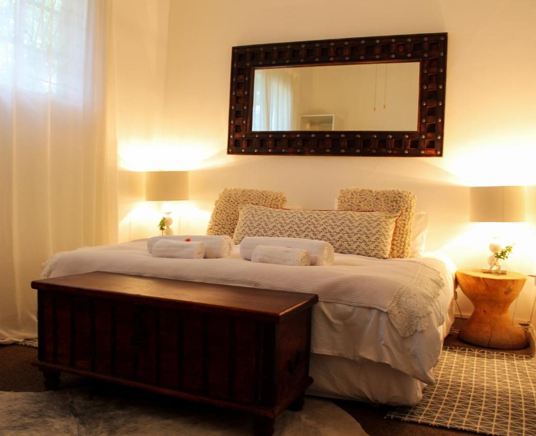 Alluring Self Catering 2 Bedroom Villa At Bokmakierie Villas Windhoek Dış mekan fotoğraf